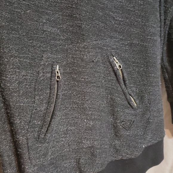 Roxy marled black pullover hoodie. - Picture 2 of 7